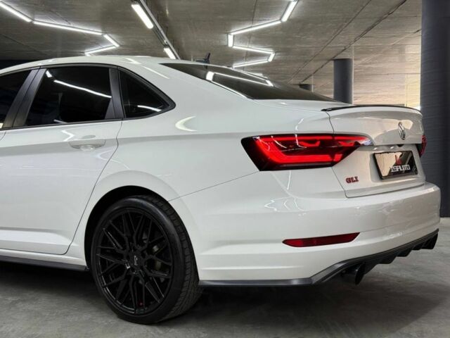 Білий Фольксваген Джетта, об'ємом двигуна 2 л та пробігом 112 тис. км за 21400 $, фото 5 на Automoto.ua