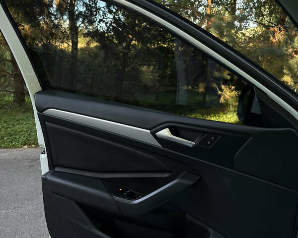 Білий Фольксваген Джетта, об'ємом двигуна 1.4 л та пробігом 91 тис. км за 17000 $, фото 21 на Automoto.ua