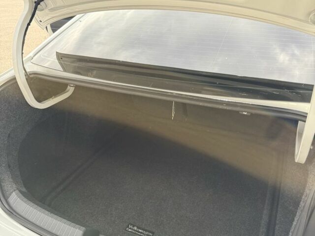 Белый Фольксваген Джетта, объемом двигателя 0 л и пробегом 120 тыс. км за 15900 $, фото 10 на Automoto.ua