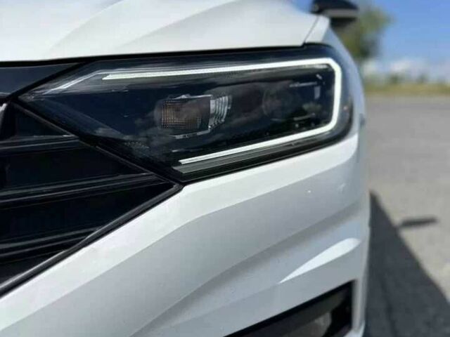 Белый Фольксваген Джетта, объемом двигателя 1.4 л и пробегом 92 тыс. км за 10500 $, фото 11 на Automoto.ua