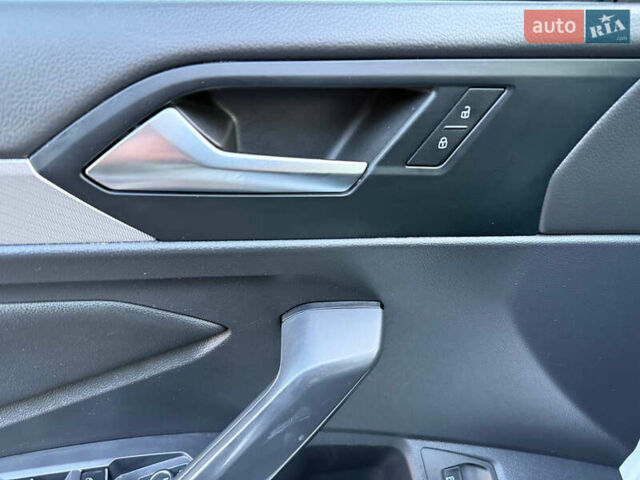 Білий Фольксваген Джетта, об'ємом двигуна 1.4 л та пробігом 73 тис. км за 14900 $, фото 10 на Automoto.ua