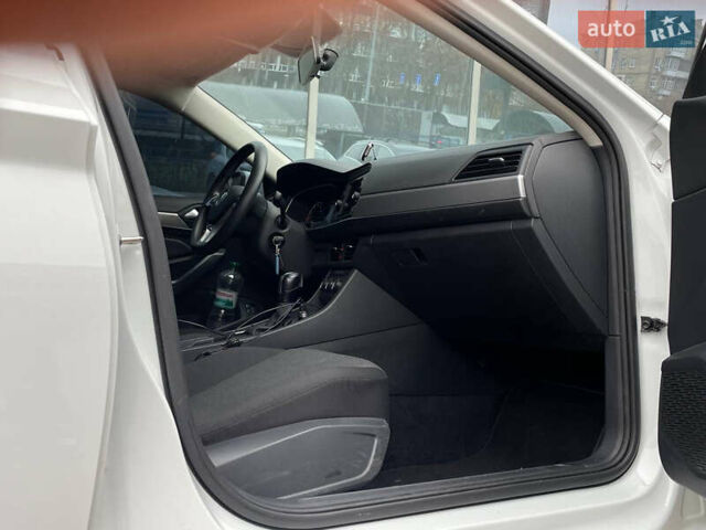 Белый Фольксваген Джетта, объемом двигателя 1.4 л и пробегом 26 тыс. км за 17900 $, фото 11 на Automoto.ua