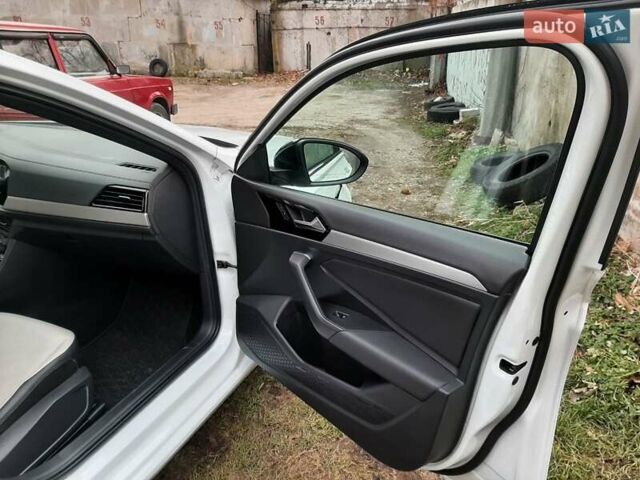 Білий Фольксваген Джетта, об'ємом двигуна 1.4 л та пробігом 39 тис. км за 15500 $, фото 4 на Automoto.ua