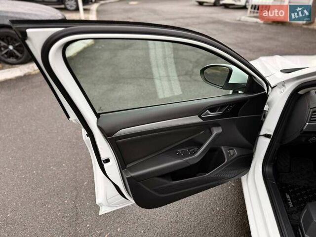 Белый Фольксваген Джетта, объемом двигателя 1.4 л и пробегом 69 тыс. км за 18800 $, фото 16 на Automoto.ua