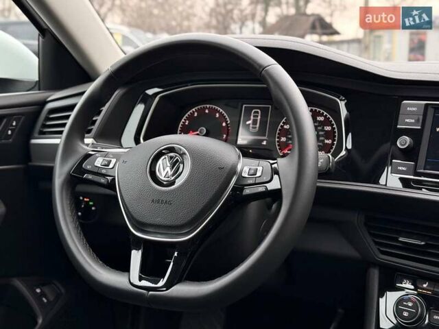 Белый Фольксваген Джетта, объемом двигателя 1.4 л и пробегом 69 тыс. км за 18800 $, фото 30 на Automoto.ua