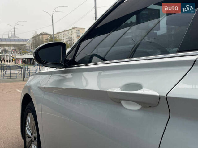 Белый Фольксваген Джетта, объемом двигателя 1.4 л и пробегом 26 тыс. км за 17900 $, фото 27 на Automoto.ua