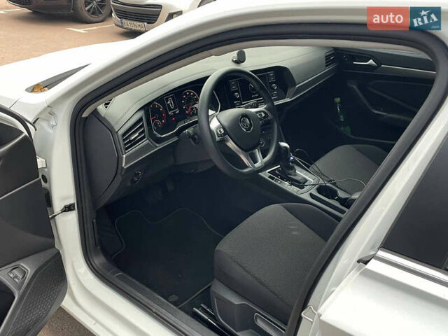 Белый Фольксваген Джетта, объемом двигателя 1.4 л и пробегом 26 тыс. км за 17900 $, фото 10 на Automoto.ua
