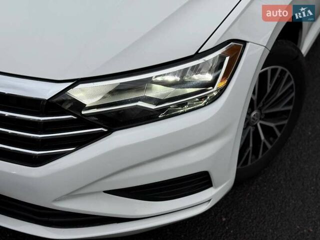 Белый Фольксваген Джетта, объемом двигателя 1.4 л и пробегом 69 тыс. км за 18800 $, фото 7 на Automoto.ua