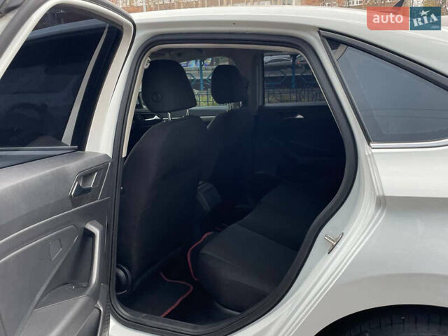 Белый Фольксваген Джетта, объемом двигателя 1.4 л и пробегом 26 тыс. км за 17900 $, фото 19 на Automoto.ua