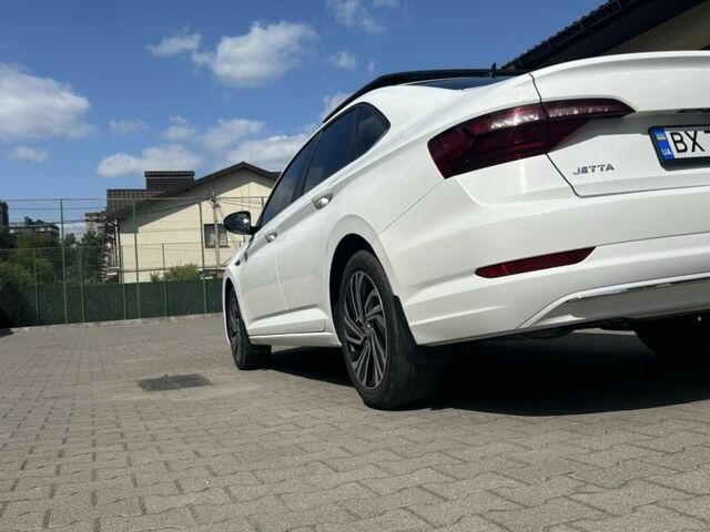 Белый Фольксваген Джетта, объемом двигателя 1.4 л и пробегом 88 тыс. км за 19700 $, фото 4 на Automoto.ua