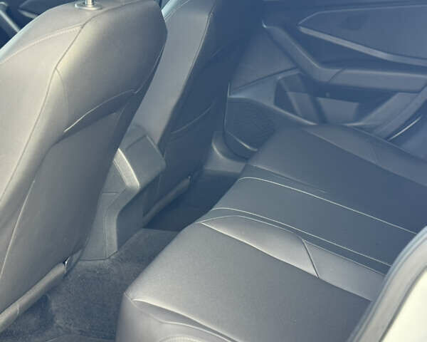 Белый Фольксваген Джетта, объемом двигателя 1.4 л и пробегом 124 тыс. км за 16500 $, фото 18 на Automoto.ua