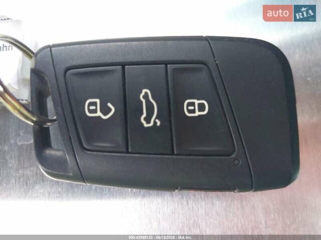 Білий Фольксваген Джетта, об'ємом двигуна 1.98 л та пробігом 56 тис. км за 4300 $, фото 11 на Automoto.ua