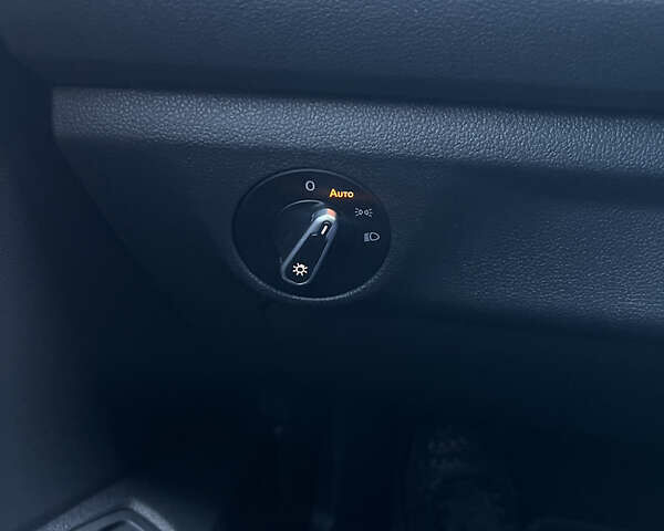 Фольксваген Джетта 2021 в Сумах на Automoto.ua Белый Фольксваген Джетта, объемом двигателя 1.4 л и пробегом 124 тыс. км за 16750 $, фото 28 на Automoto.ua