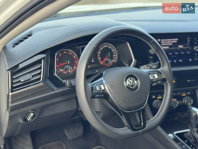 Белый Фольксваген Джетта, объемом двигателя 1.4 л и пробегом 124 тыс. км за 16500 $, фото 16 на Automoto.ua