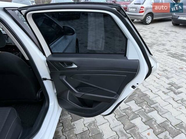 Білий Фольксваген Джетта, об'ємом двигуна 1.5 л та пробігом 110 тис. км за 19999 $, фото 26 на Automoto.ua