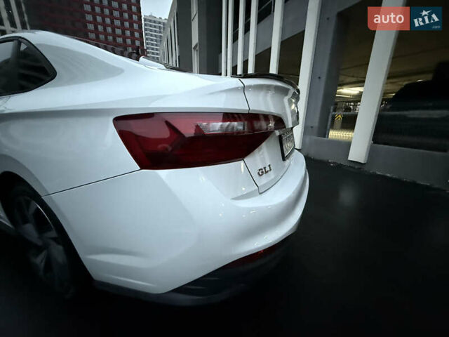 Білий Фольксваген Джетта, об'ємом двигуна 1.98 л та пробігом 104 тис. км за 23000 $, фото 12 на Automoto.ua