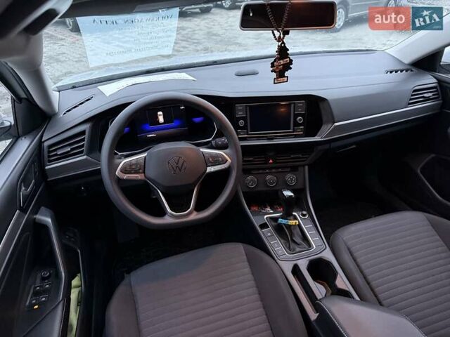 Білий Фольксваген Джетта, об'ємом двигуна 1.5 л та пробігом 110 тис. км за 19999 $, фото 23 на Automoto.ua