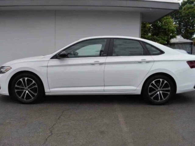 Белый Фольксваген Джетта, объемом двигателя 1.6 л и пробегом 24 тыс. км за 9600 $, фото 6 на Automoto.ua