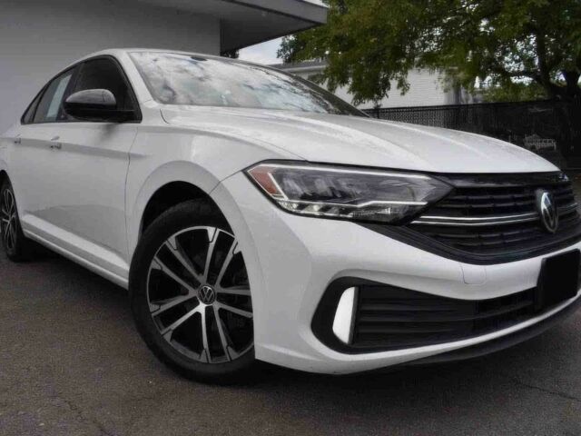 Белый Фольксваген Джетта, объемом двигателя 1.6 л и пробегом 24 тыс. км за 9600 $, фото 2 на Automoto.ua