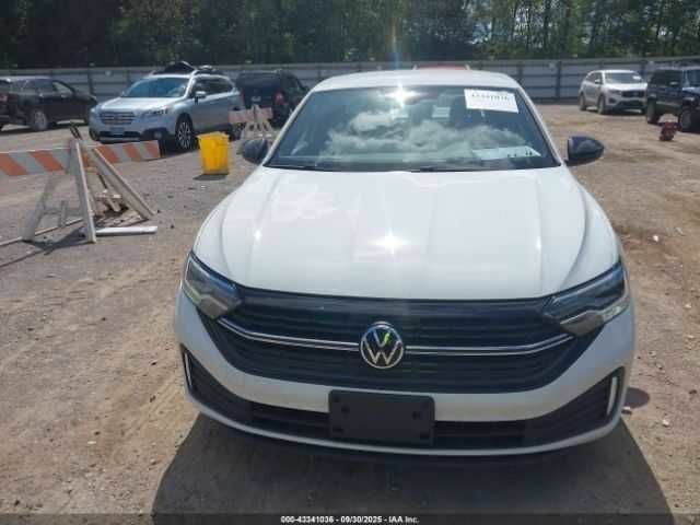 Белый Фольксваген Джетта, объемом двигателя 1.5 л и пробегом 113 тыс. км за 5500 $, фото 11 на Automoto.ua