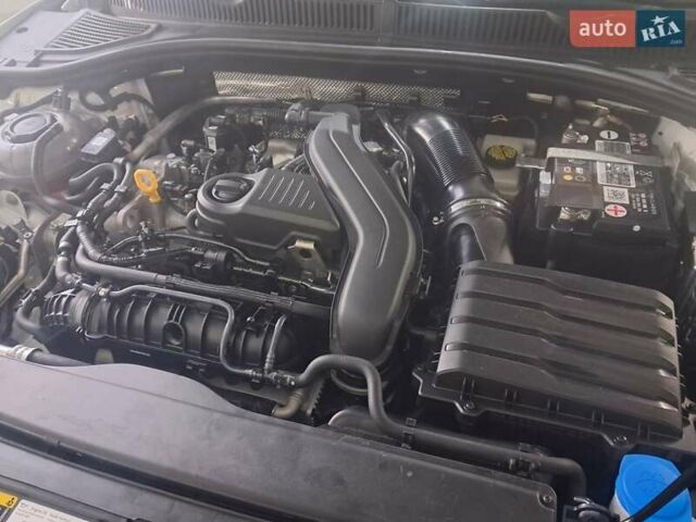 Белый Фольксваген Джетта, объемом двигателя 1.5 л и пробегом 92 тыс. км за 15950 $, фото 22 на Automoto.ua