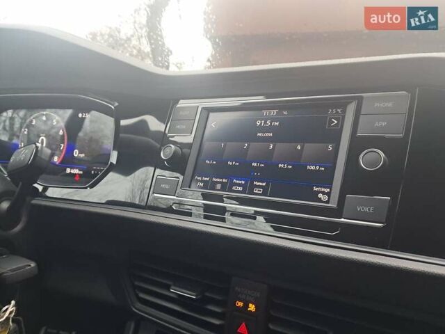 Белый Фольксваген Джетта, объемом двигателя 1.5 л и пробегом 92 тыс. км за 15950 $, фото 5 на Automoto.ua