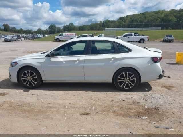 Белый Фольксваген Джетта, объемом двигателя 1.5 л и пробегом 113 тыс. км за 5500 $, фото 13 на Automoto.ua