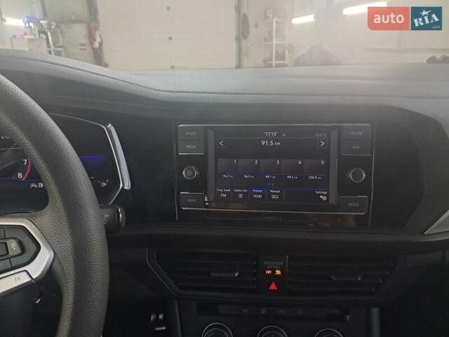 Белый Фольксваген Джетта, объемом двигателя 1.5 л и пробегом 92 тыс. км за 15950 $, фото 2 на Automoto.ua