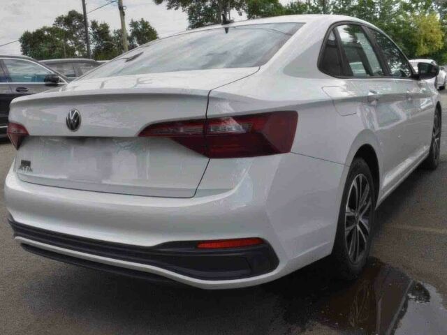 Белый Фольксваген Джетта, объемом двигателя 1.6 л и пробегом 24 тыс. км за 9600 $, фото 4 на Automoto.ua