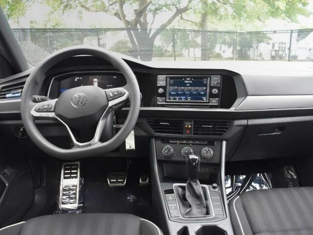 Белый Фольксваген Джетта, объемом двигателя 1.5 л и пробегом 17 тыс. км за 7000 $, фото 8 на Automoto.ua