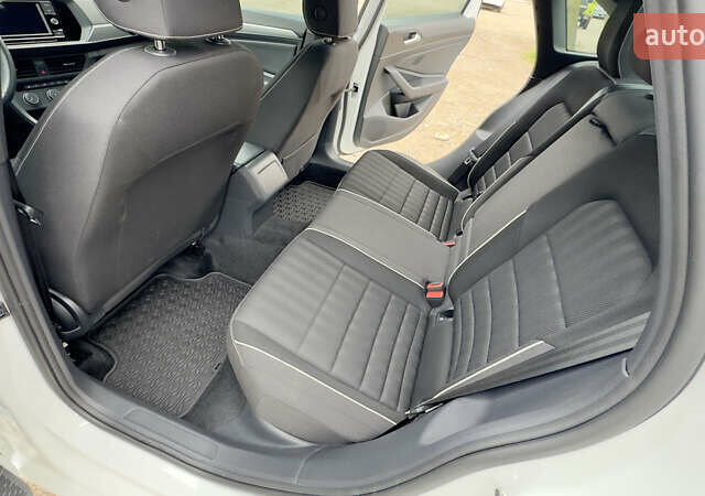 Белый Фольксваген Джетта, объемом двигателя 1.5 л и пробегом 12 тыс. км за 21999 $, фото 8 на Automoto.ua