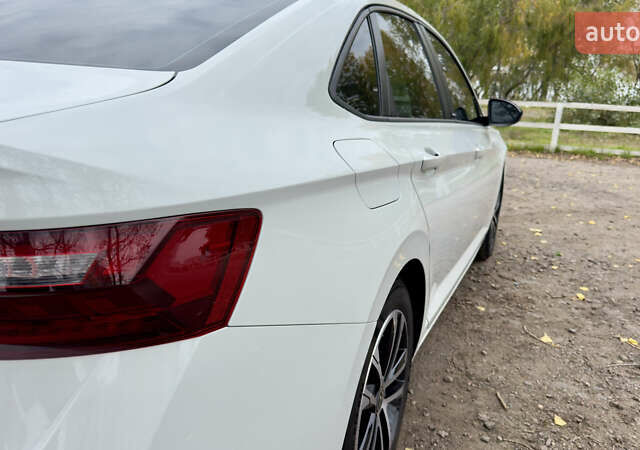 Белый Фольксваген Джетта, объемом двигателя 1.5 л и пробегом 12 тыс. км за 21999 $, фото 15 на Automoto.ua