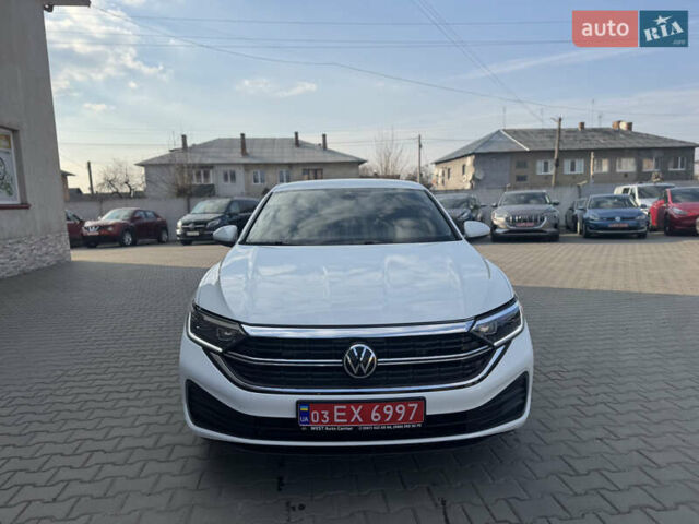 Белый Фольксваген Джетта, объемом двигателя 1.5 л и пробегом 2 тыс. км за 21800 $, фото 1 на Automoto.ua