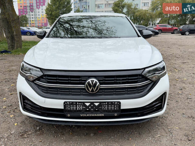 Белый Фольксваген Джетта, объемом двигателя 1.5 л и пробегом 12 тыс. км за 21999 $, фото 18 на Automoto.ua