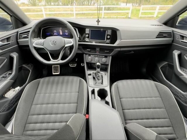 Белый Фольксваген Джетта, объемом двигателя 1.5 л и пробегом 12 тыс. км за 21999 $, фото 4 на Automoto.ua