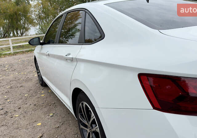Белый Фольксваген Джетта, объемом двигателя 1.5 л и пробегом 12 тыс. км за 21999 $, фото 16 на Automoto.ua