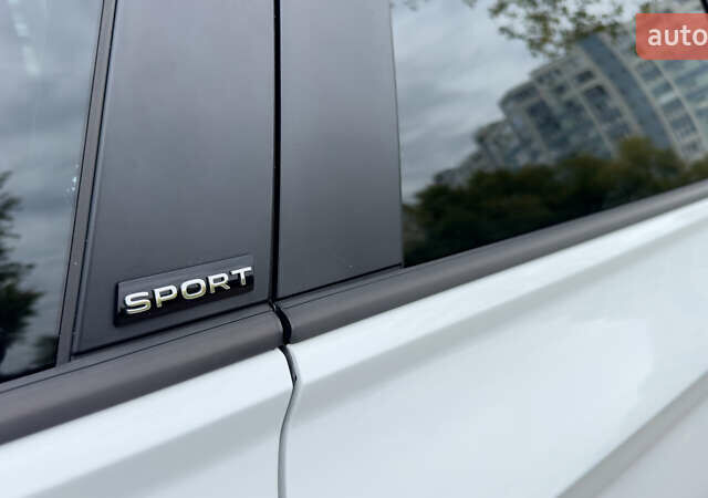 Белый Фольксваген Джетта, объемом двигателя 1.5 л и пробегом 12 тыс. км за 21999 $, фото 24 на Automoto.ua