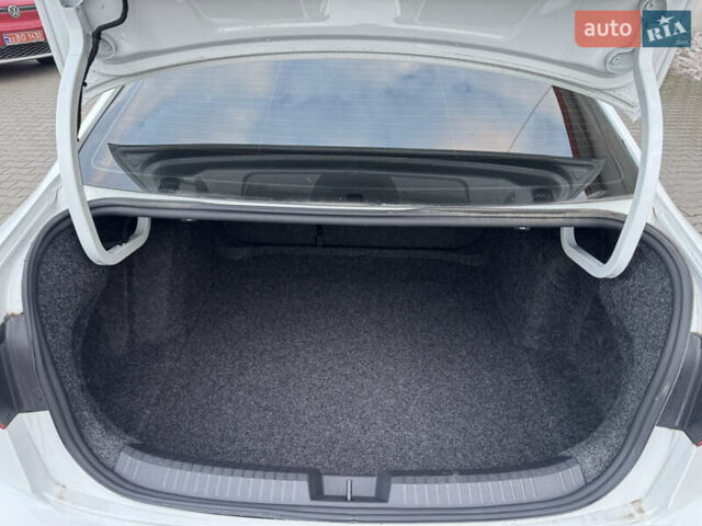 Фольксваген Джетта 2024 в Луцке на Automoto.ua Белый Фольксваген Джетта, объемом двигателя 1.5 л и пробегом 2 тыс. км за 19900 $, фото 31 на Automoto.ua