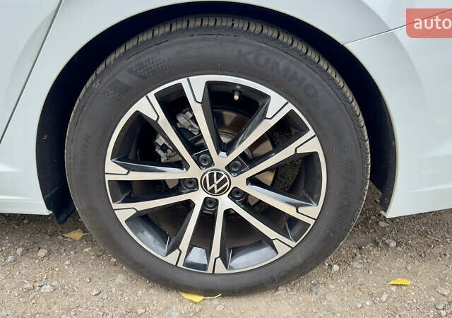 Белый Фольксваген Джетта, объемом двигателя 1.5 л и пробегом 12 тыс. км за 21999 $, фото 23 на Automoto.ua