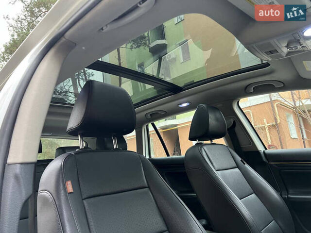 Білий Фольксваген Джетта, об'ємом двигуна 2 л та пробігом 243 тис. км за 7500 $, фото 10 на Automoto.ua