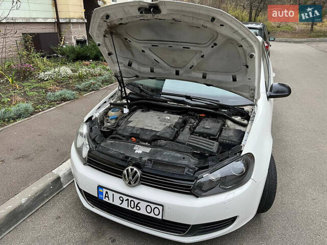 Білий Фольксваген Джетта, об'ємом двигуна 2 л та пробігом 243 тис. км за 7500 $, фото 21 на Automoto.ua