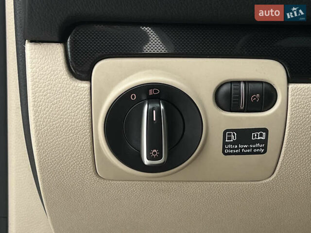 Білий Фольксваген Джетта, об'ємом двигуна 1.98 л та пробігом 257 тис. км за 7700 $, фото 29 на Automoto.ua