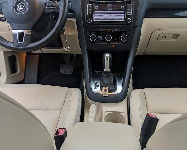 Белый Фольксваген Джетта, объемом двигателя 2.5 л и пробегом 268 тыс. км за 8500 $, фото 16 на Automoto.ua