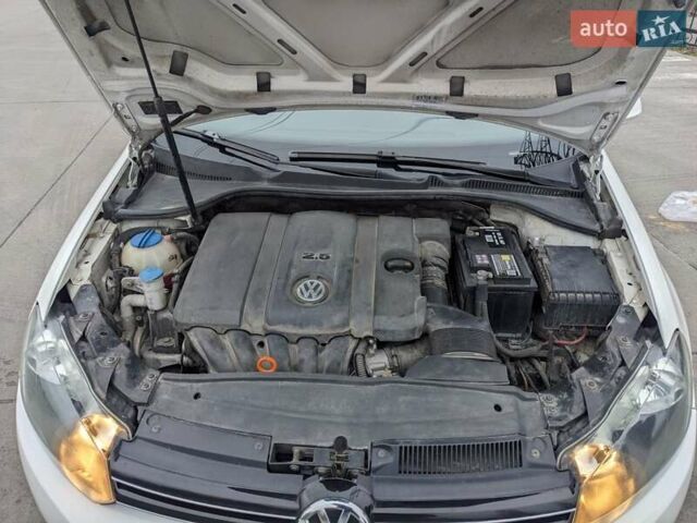 Белый Фольксваген Джетта, объемом двигателя 2.5 л и пробегом 268 тыс. км за 8500 $, фото 28 на Automoto.ua