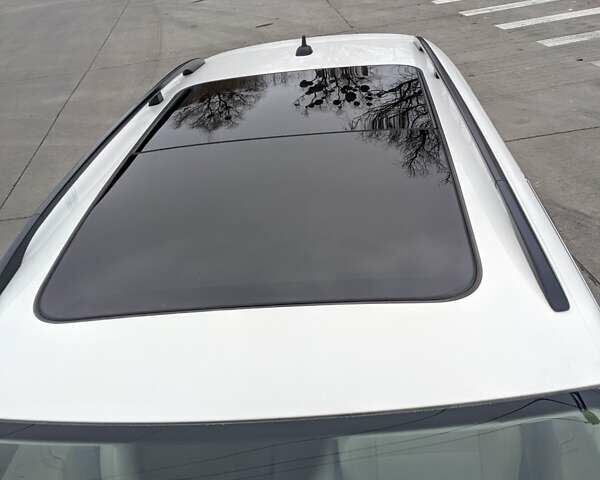 Белый Фольксваген Джетта, объемом двигателя 2.5 л и пробегом 268 тыс. км за 8500 $, фото 29 на Automoto.ua