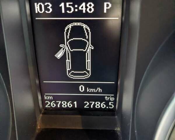 Белый Фольксваген Джетта, объемом двигателя 2.5 л и пробегом 268 тыс. км за 8500 $, фото 15 на Automoto.ua