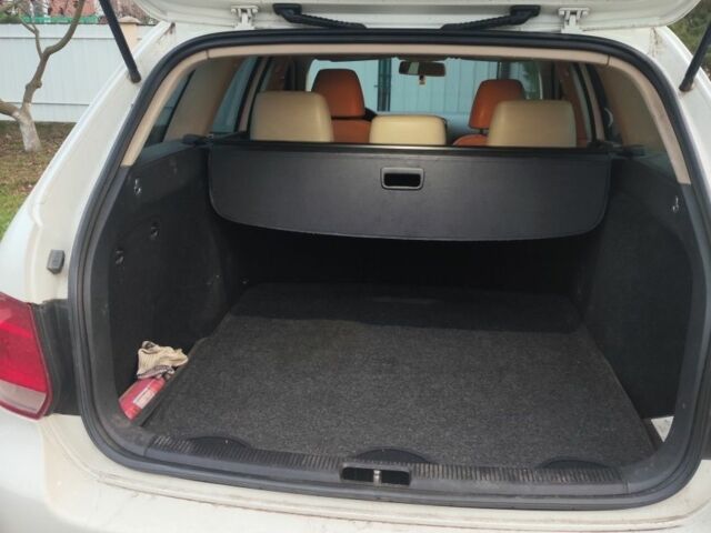 Белый Фольксваген Джетта, объемом двигателя 2 л и пробегом 305 тыс. км за 7500 $, фото 6 на Automoto.ua