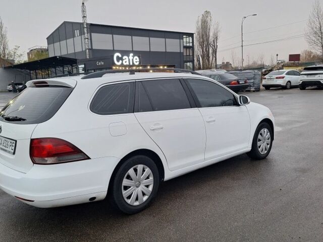 Белый Фольксваген Джетта, объемом двигателя 2.5 л и пробегом 259 тыс. км за 6100 $, фото 4 на Automoto.ua