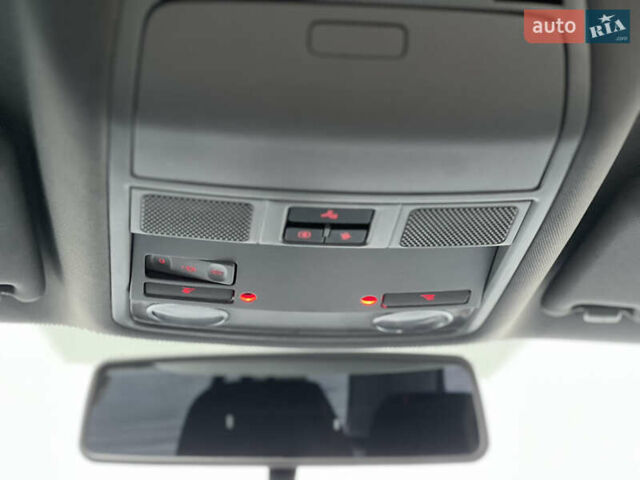 Белый Фольксваген Джетта, объемом двигателя 2.5 л и пробегом 259 тыс. км за 7200 $, фото 16 на Automoto.ua