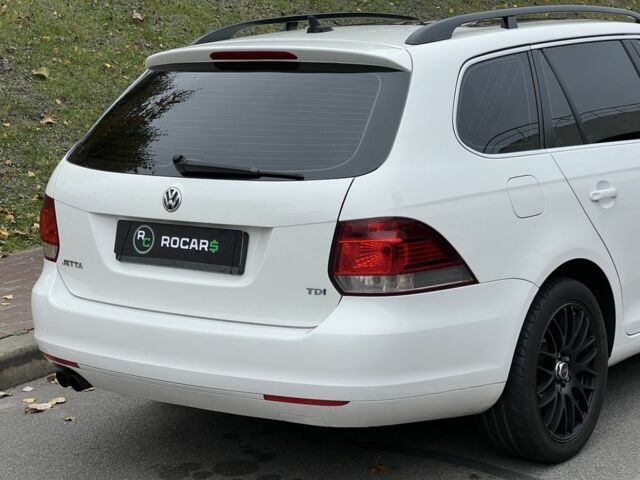 Фольксваген Джетта 2012 в Киеве на Automoto.ua Белый Фольксваген Джетта, объемом двигателя 2 л и пробегом 278 тыс. км за 8500 $, фото 7 на Automoto.ua